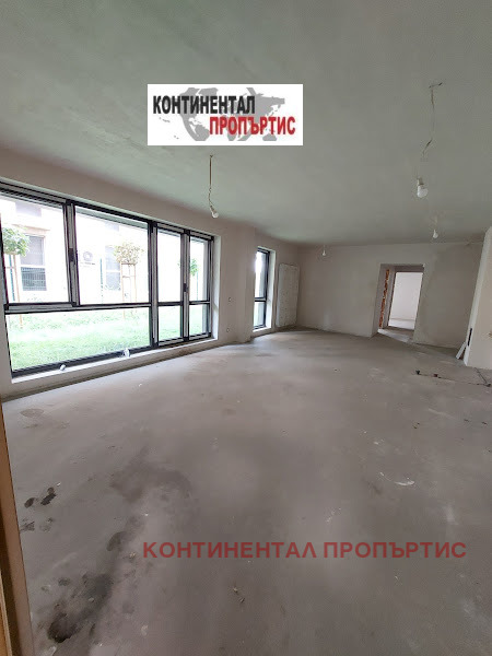 Till salu  2 sovrum Sofia , Reduta , 120 kvm | 78542137