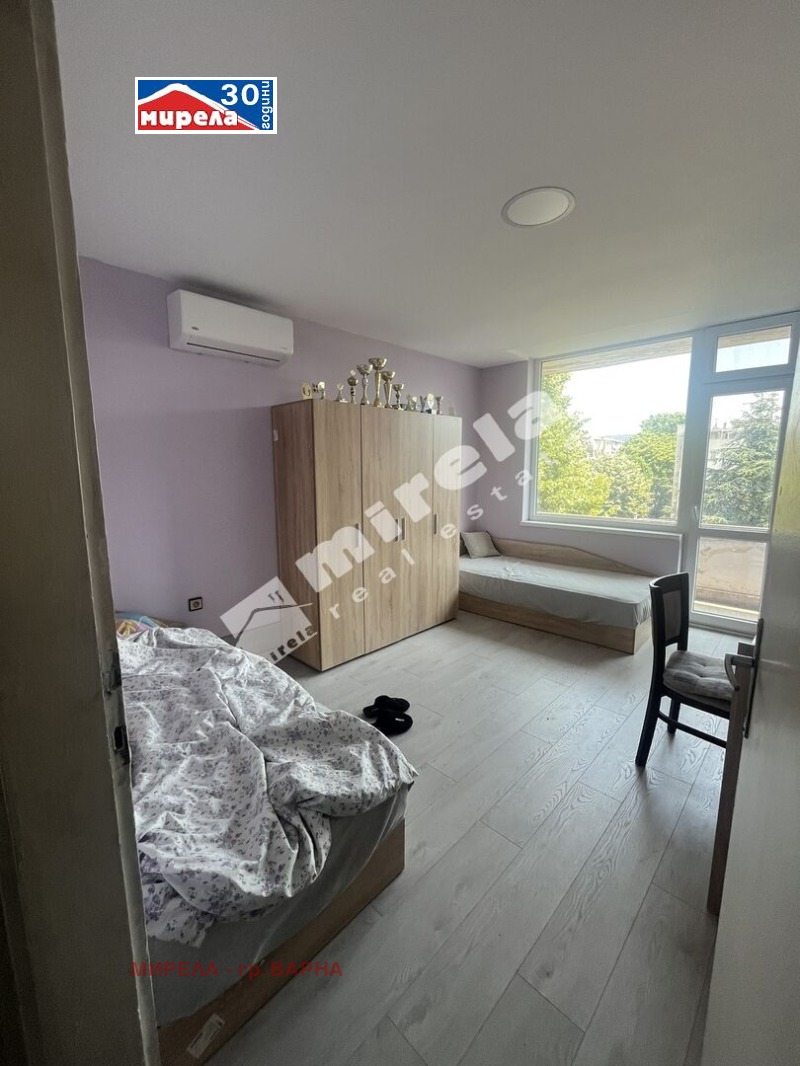 Na sprzedaż  3 sypialnie Warna , Centar , 105 mkw | 71130025 - obraz [3]