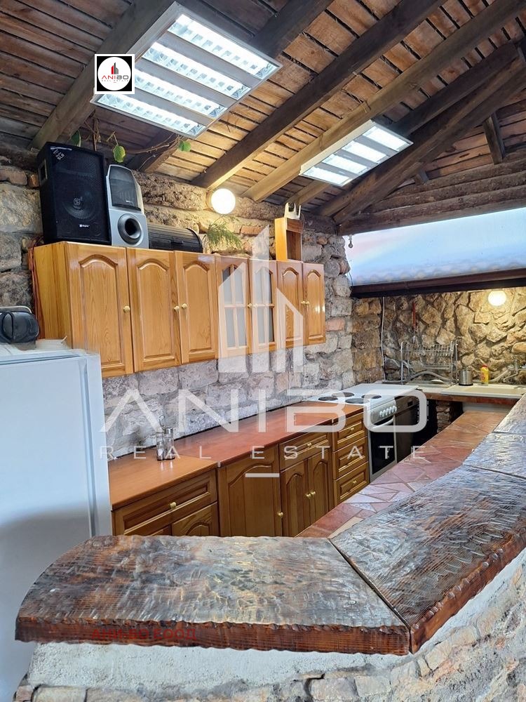 Продава ВИЛА, гр. Варна, Галата, снимка 2 - Вили - 56262945