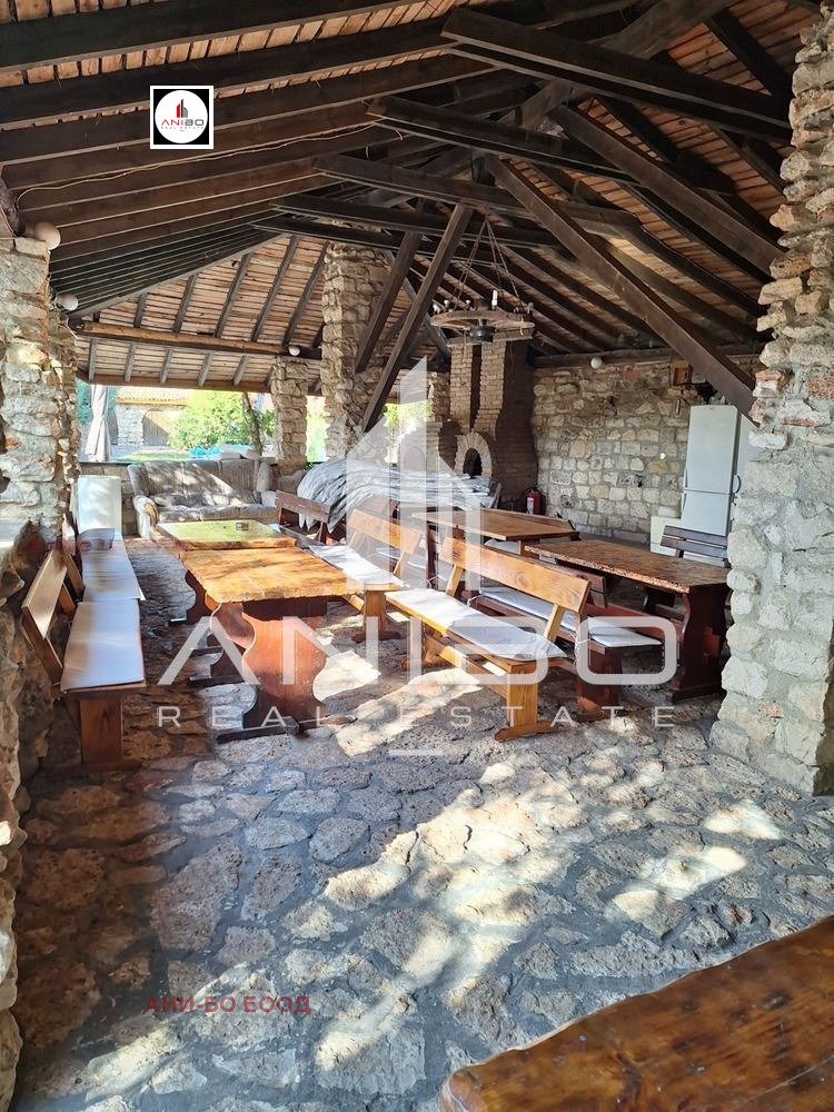 Продава ВИЛА, гр. Варна, Галата, снимка 11 - Вили - 56262945