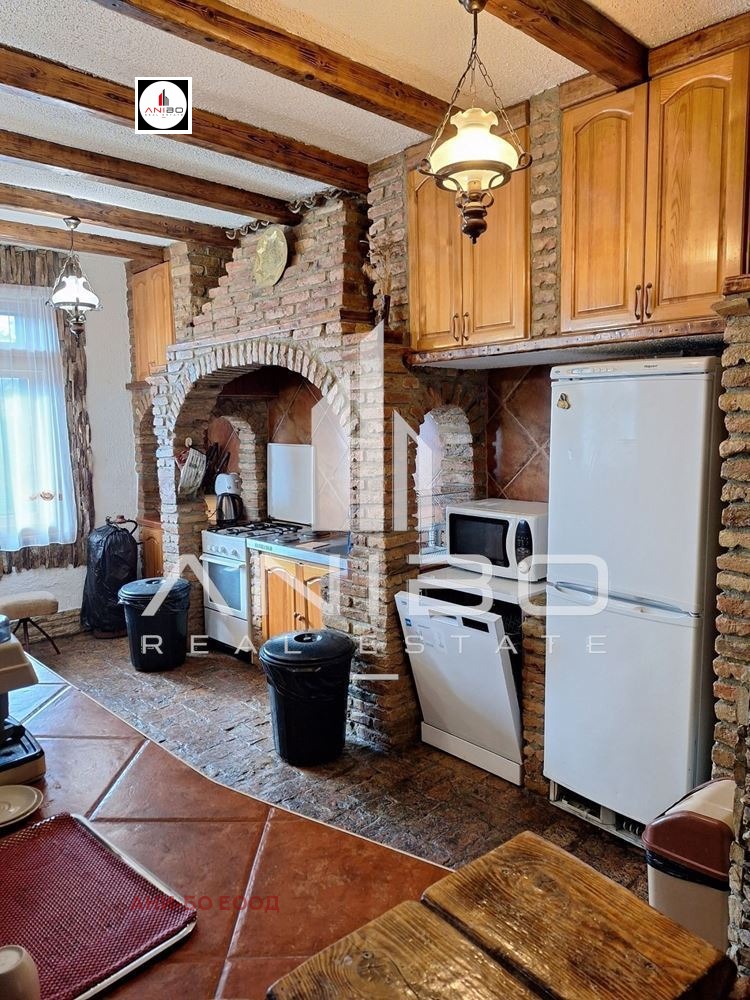 Продава ВИЛА, гр. Варна, Галата, снимка 5 - Вили - 56262945