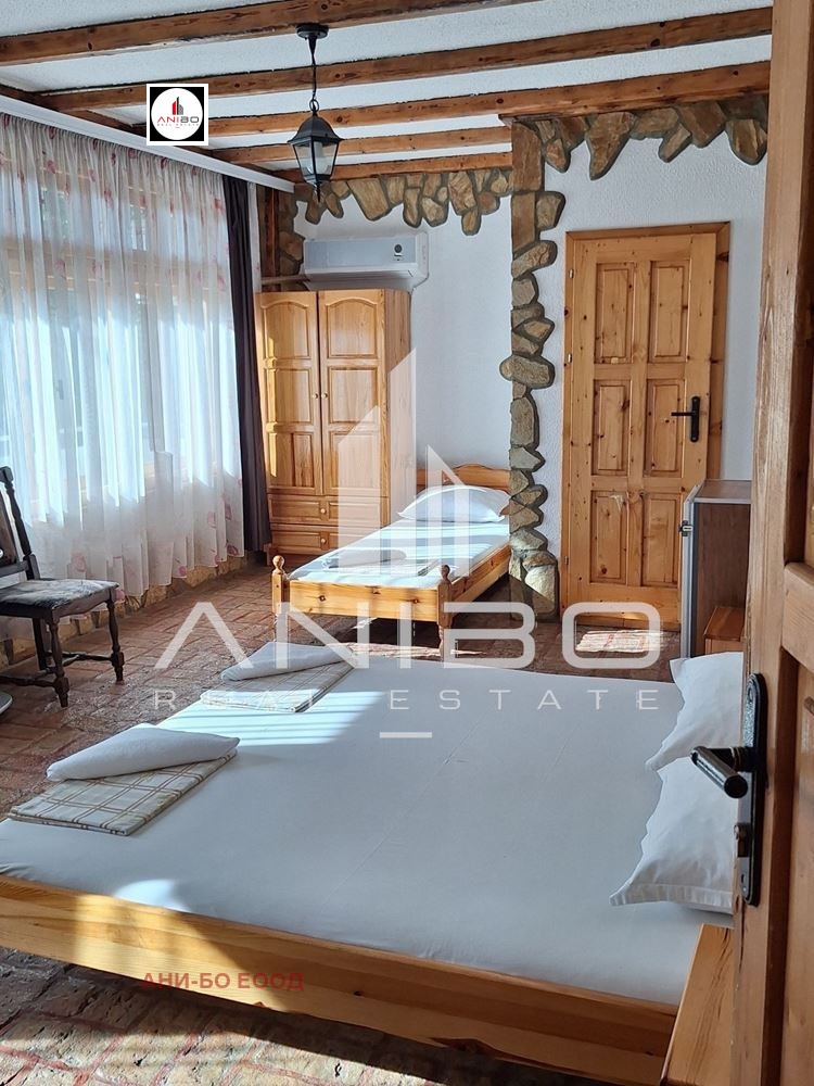 Продава ВИЛА, гр. Варна, Галата, снимка 8 - Вили - 56262945