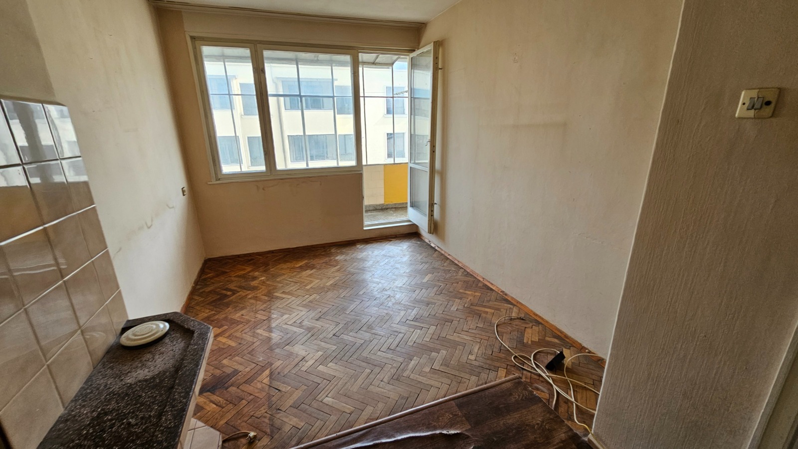 Продава 2-СТАЕН, гр. Разград, Център, снимка 5 - Апартаменти - 54213674