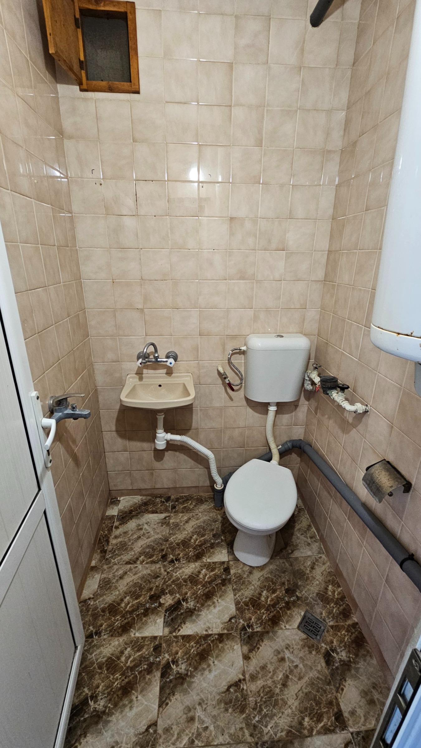 Продава 2-СТАЕН, гр. Разград, Център, снимка 7 - Апартаменти - 54213674