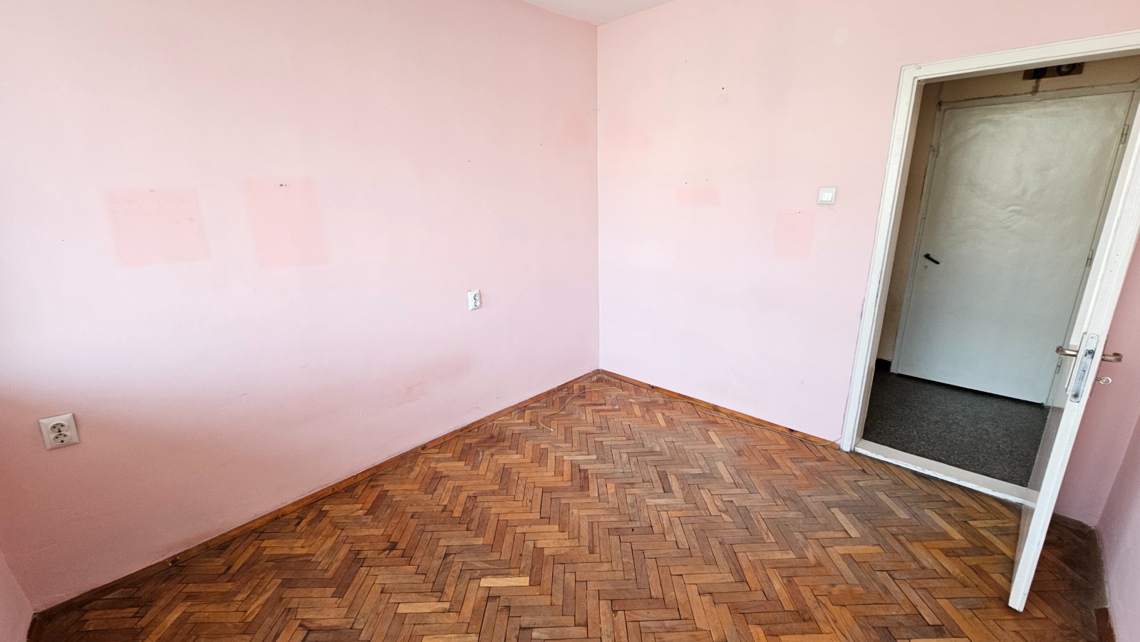 Продава 2-СТАЕН, гр. Разград, Център, снимка 3 - Апартаменти - 54213674