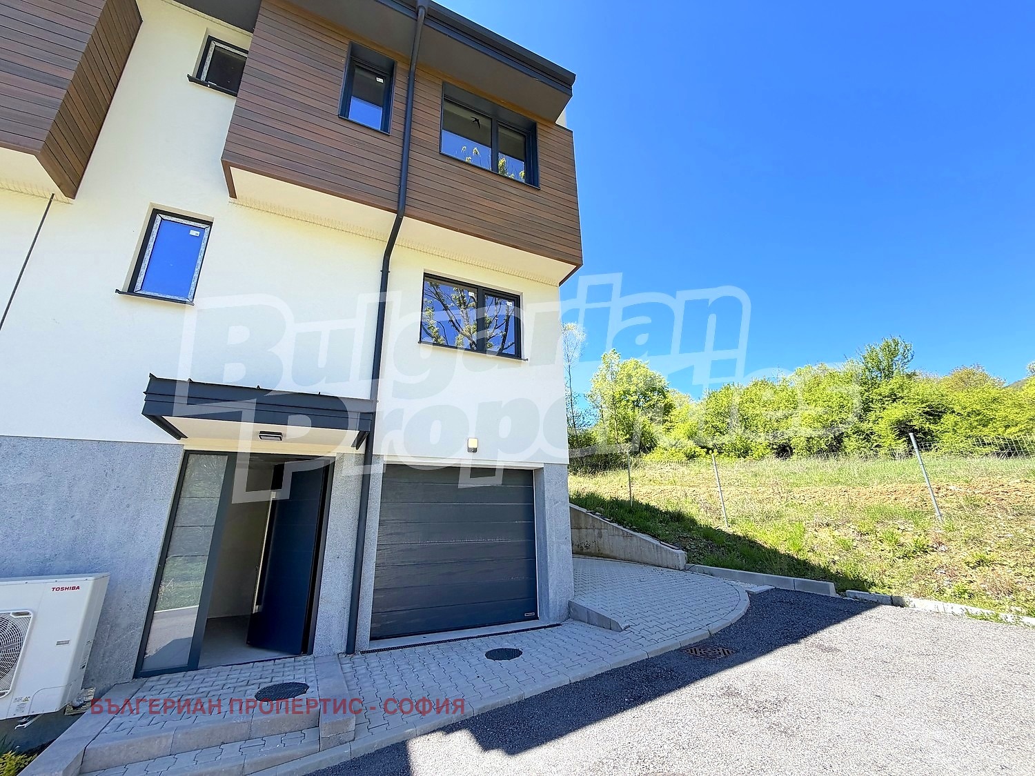 Продава КЪЩА, гр. София, с. Владая, снимка 2 - Къщи - 56689614