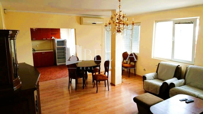 De vânzare  2 dormitoare Sofia , Hipodruma , 117 mp | 10324707 - imagine [2]