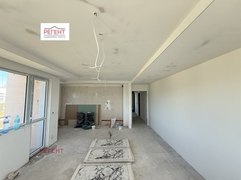 À venda  2 quartos Gabrovo , Trendafil 2 , 138 m² | 10832489