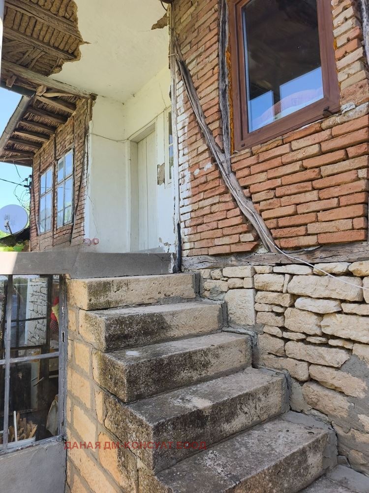 Продава КЪЩА, с. Мировци, област Шумен, снимка 7 - Къщи - 54329572