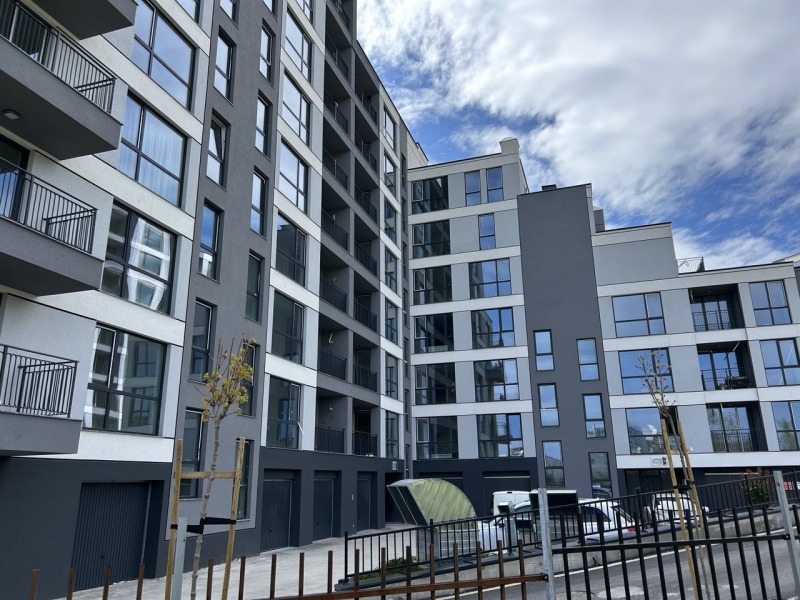 Продава  Гараж, паркомясто, град София, Дружба 2 • 22 800 € • ID 72336471 — holmes.bg - [1] 