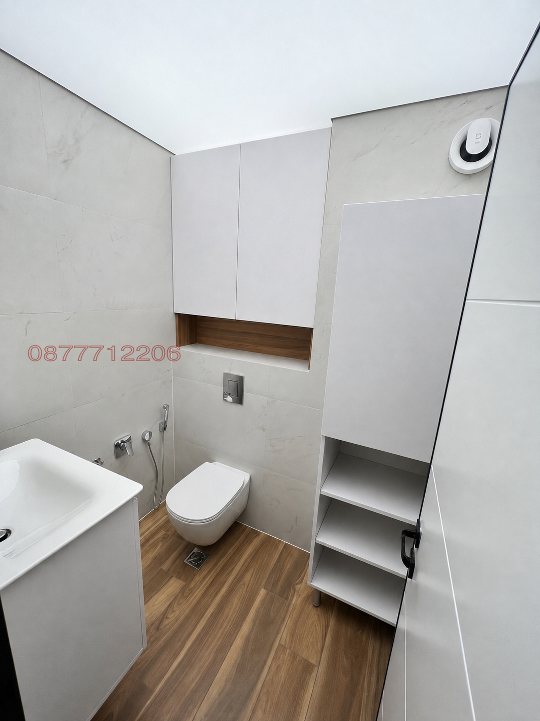 Продава 3-СТАЕН, гр. София, Център, снимка 6 - Апартаменти - 55879420