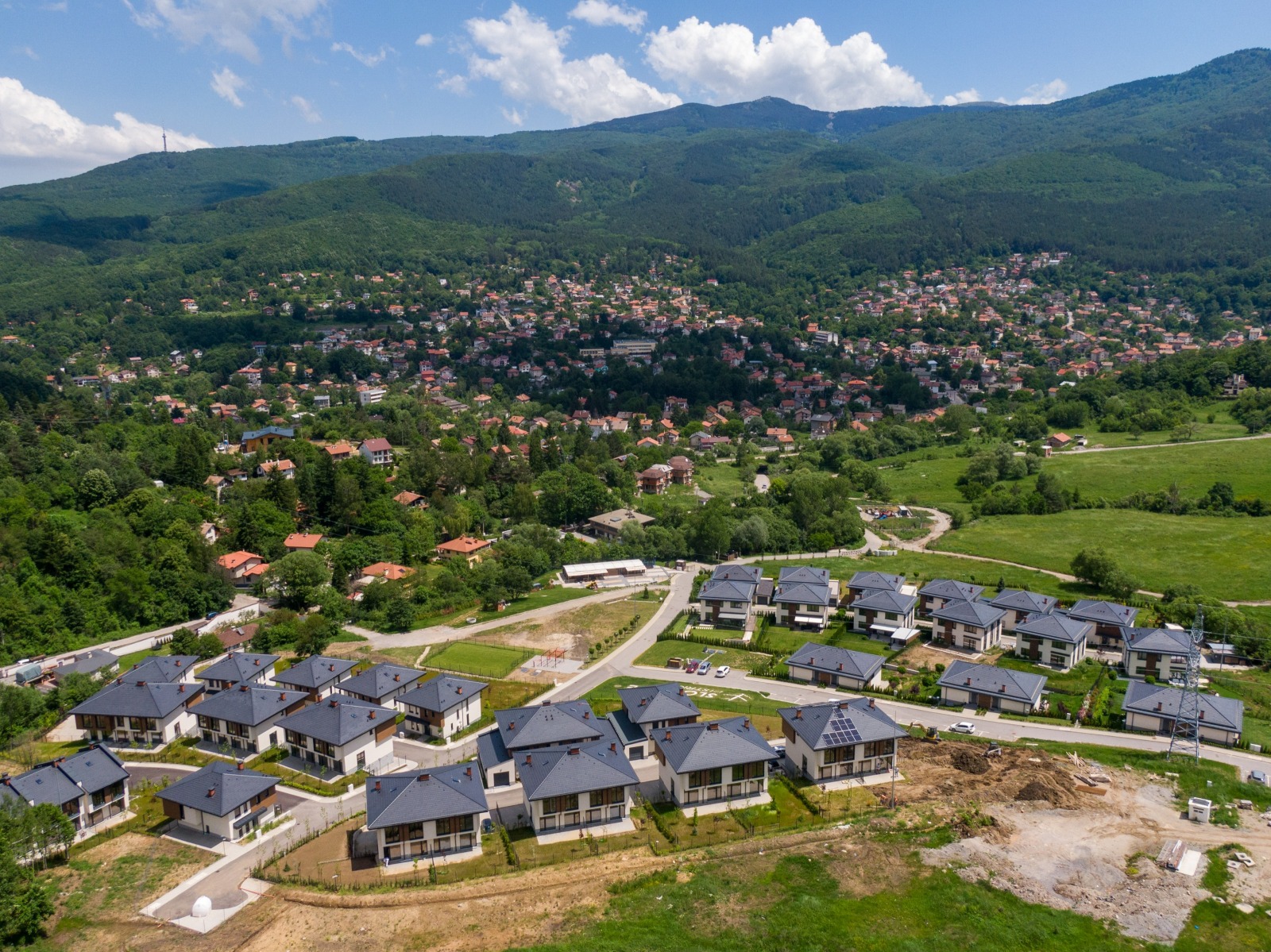 Продава КЪЩА, гр. София, с. Владая, снимка 2 - Къщи - 46203904