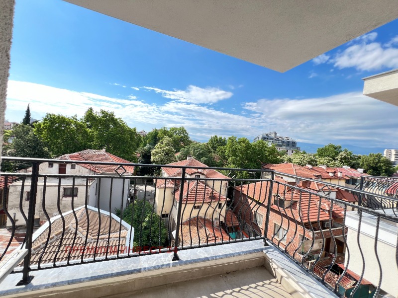 De vânzare  1 dormitor Plovdiv , Țentâr , 68 mp | 21087121 - imagine [16]