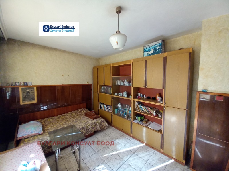 Продава  Къща област Кюстендил , с. Пиперков чифлик , 170 кв.м | 51615523 - изображение [11]