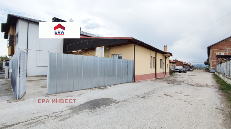 Продава  Пром. помещение област Благоевград , гр. Банско , 181 кв.м | 63394358 - изображение [4]