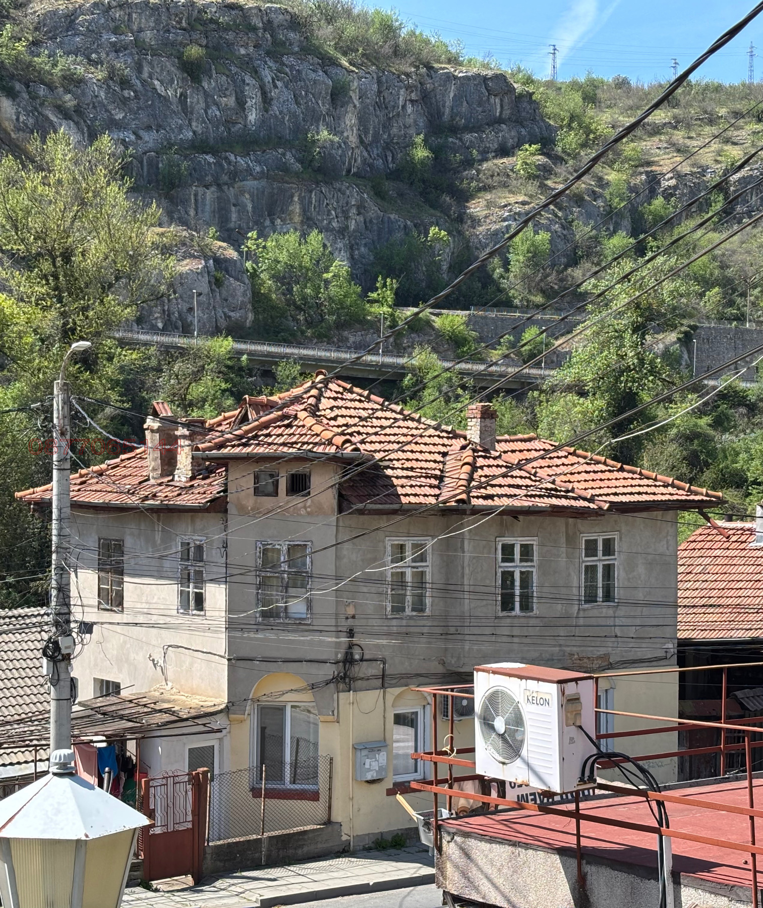 Продава ЕТАЖ ОТ КЪЩА, гр. Ловеч, Вароша