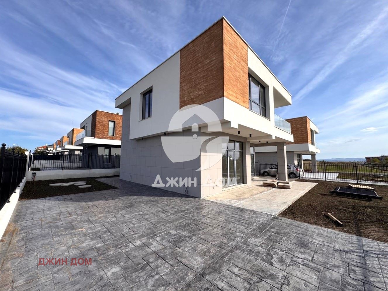 Продава КЪЩА, гр. Поморие, област Бургас, снимка 2 - Къщи - 54175378