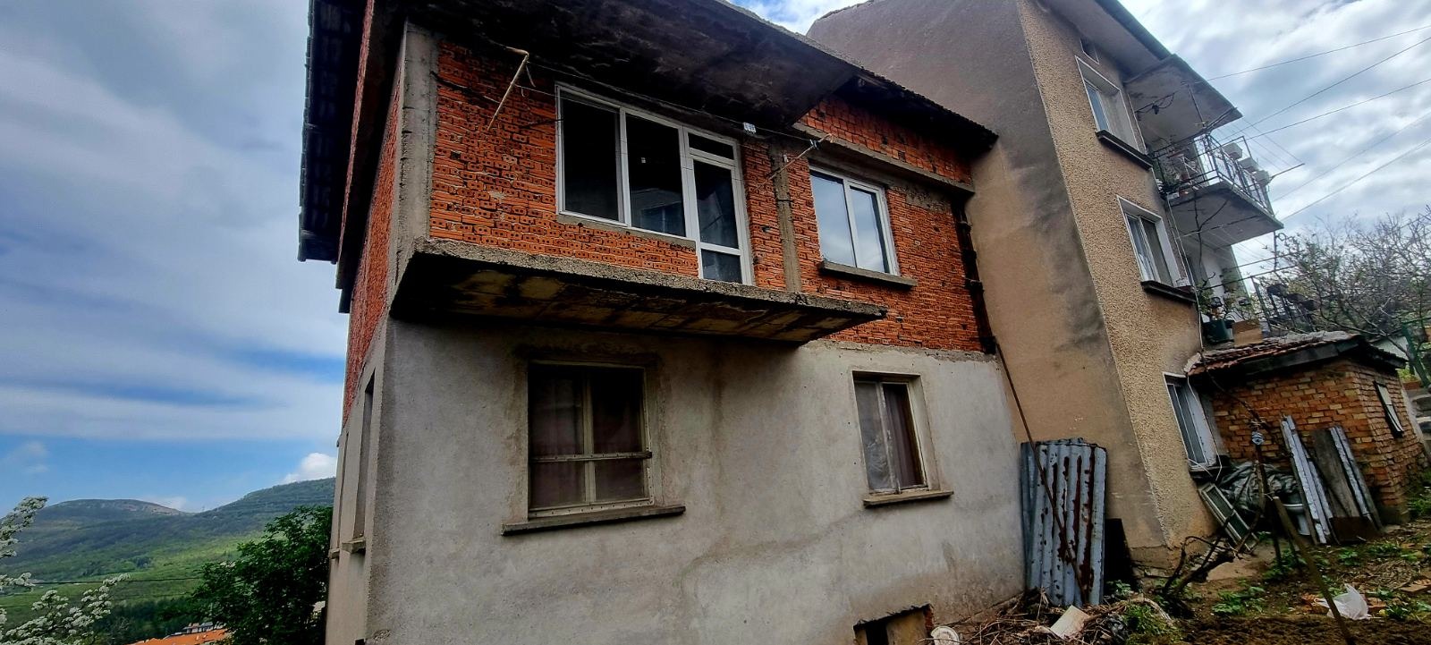 Продава КЪЩА, гр. Белоградчик, област Видин