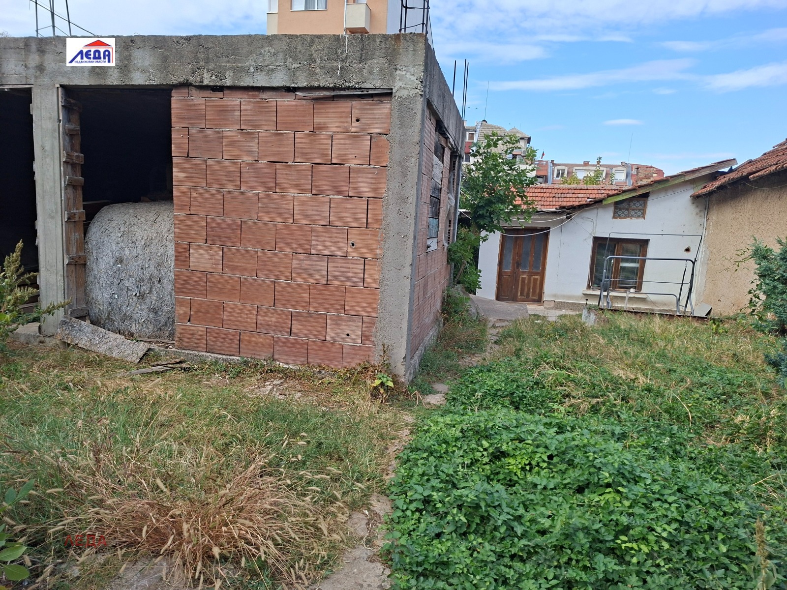Продава КЪЩА, гр. Плевен, 9-ти квартал