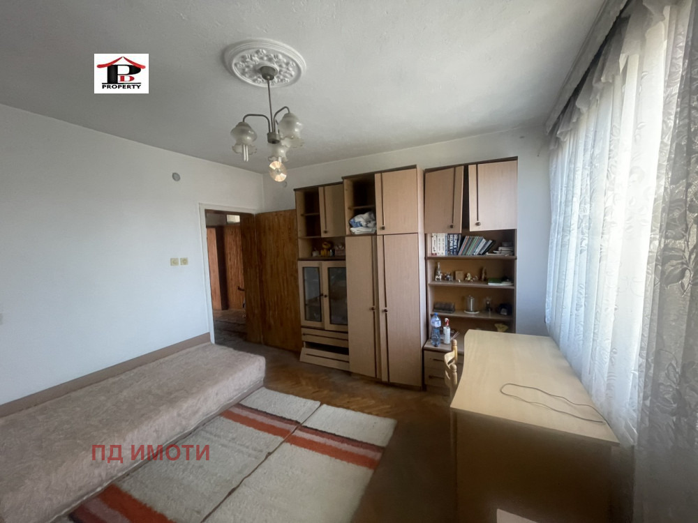 Продава КЪЩА, с. Джурово, област София област, снимка 2 - Къщи - 56253482