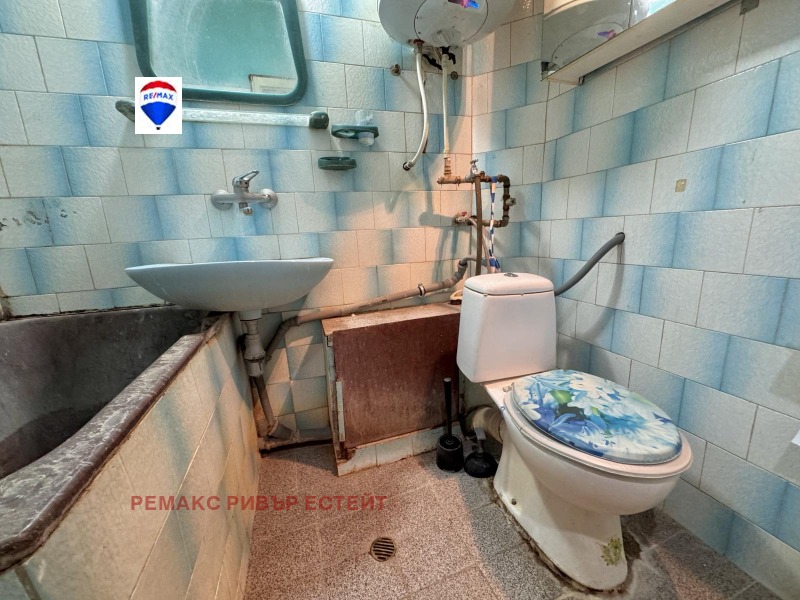 Продава  2-стаен град Русе , Здравец Изток , 58 кв.м | 65860295 - изображение [15]
