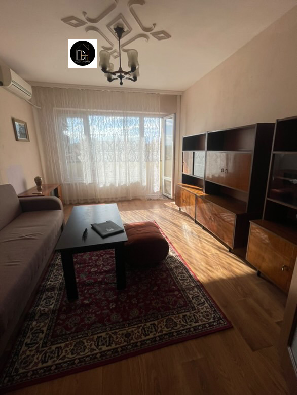 Продава 3-СТАЕН, гр. Пловдив, Изгрев, снимка 1 - Aпартаменти - 48570063