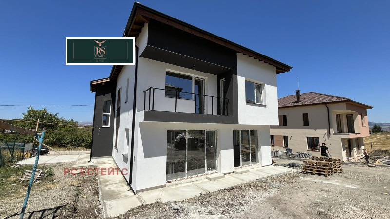 À vendre  Maison région Sofia , Bojourichte , 235 m² | 92088802