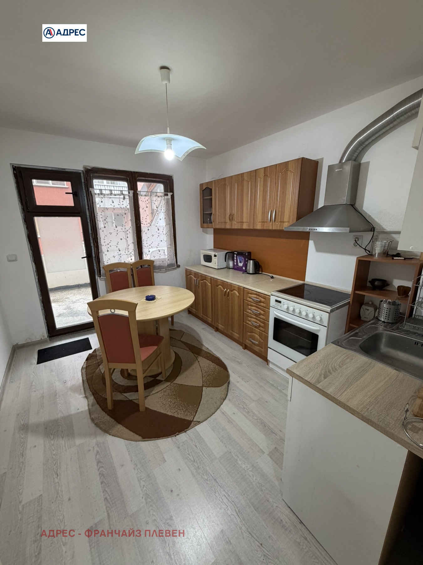 Продава 3-СТАЕН, гр. Плевен, Идеален център, снимка 2 - Апартаменти - 54074840