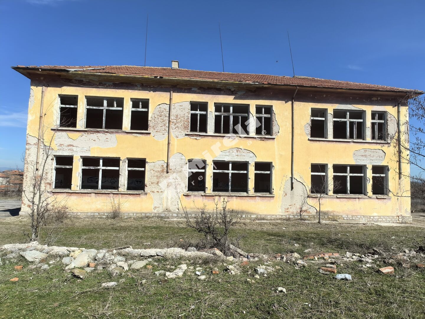 Продава ОФИС, с. Ханово, област Ямбол