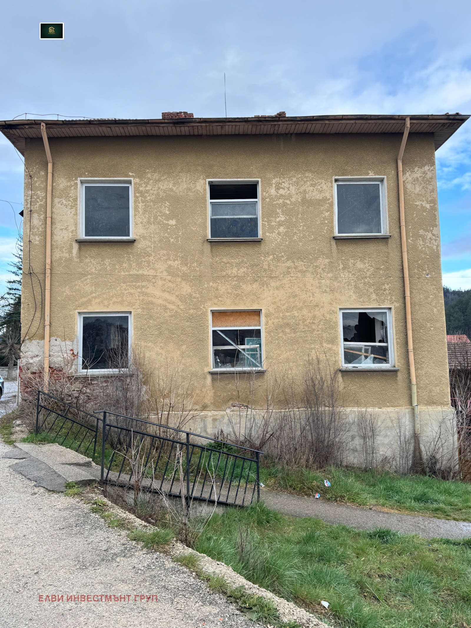 Продава БИЗНЕС ИМОТ, гр. Брезник, област Перник, снимка 6 - Други - 54945930