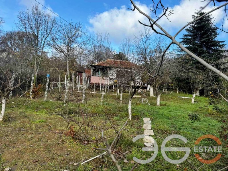 Продава КЪЩА, гр. Варна, м-т Боровец - юг, снимка 6 - Къщи - 52691285