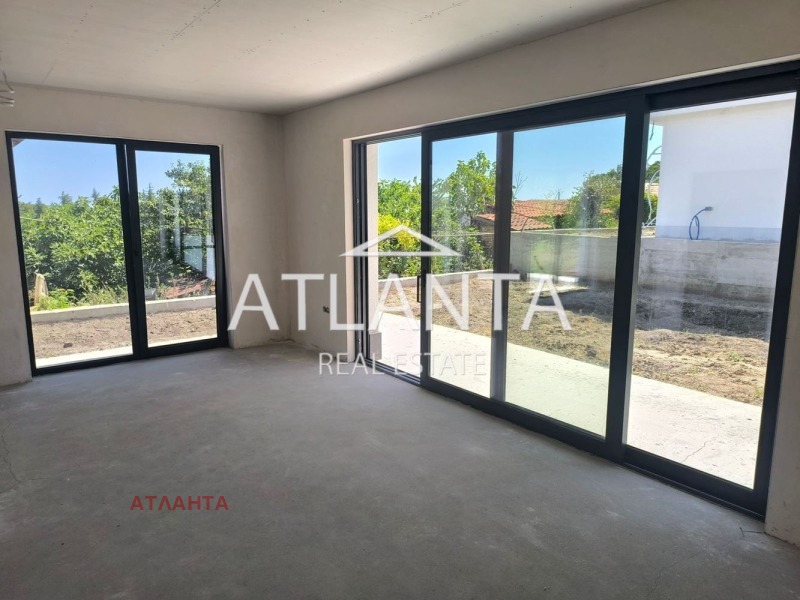 Продава КЪЩА, гр. Варна, м-т Манастирски рид, снимка 2 - Къщи - 52736682