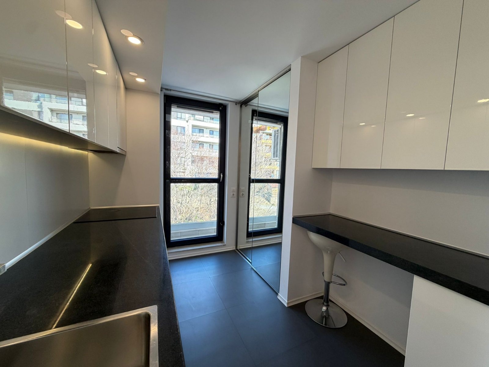 Продава 2-СТАЕН, гр. Варна, Бриз, снимка 5 - Апартаменти - 53814419