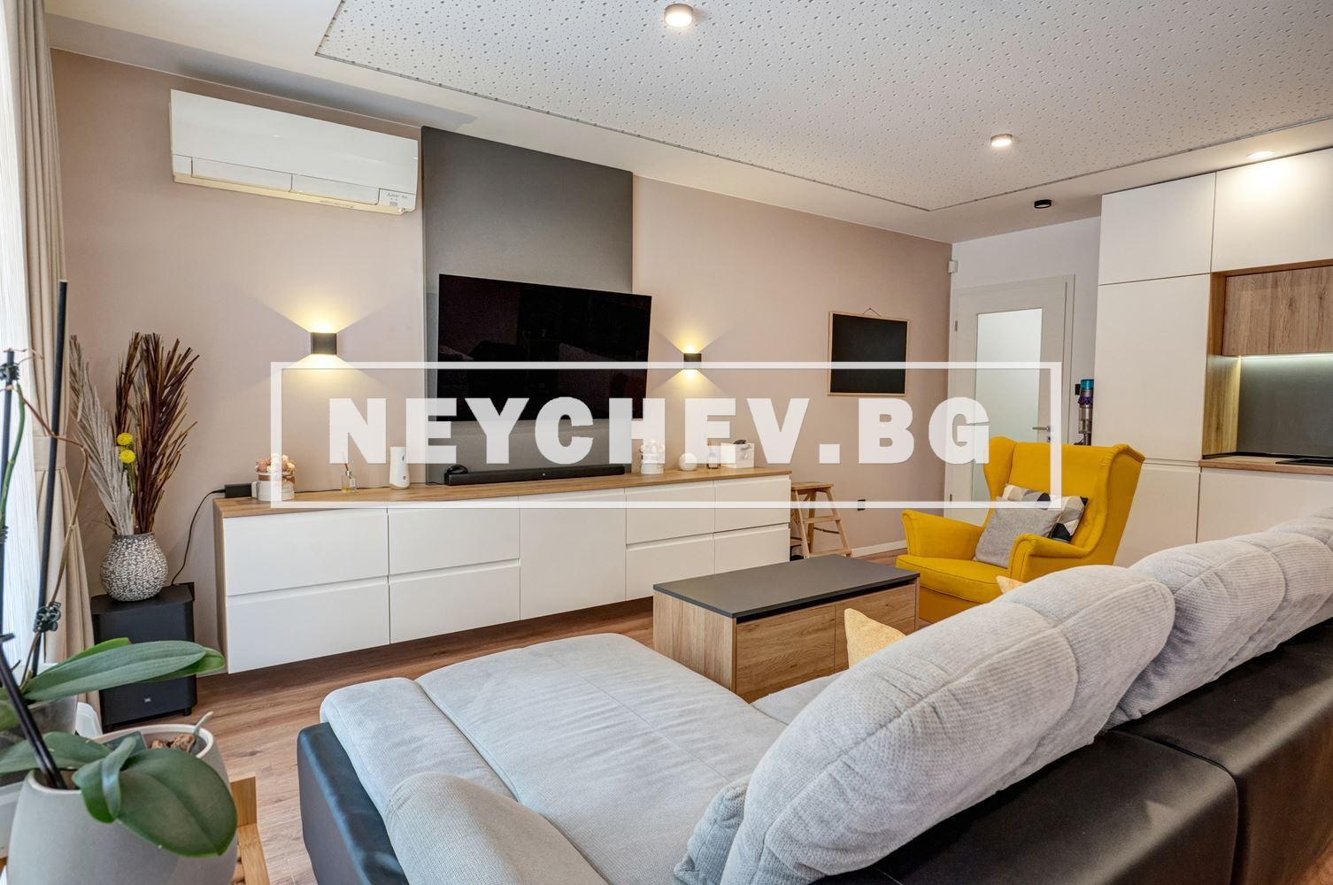 Продава 3-СТАЕН, гр. София, Редута, снимка 1 - Апартаменти - 56191496