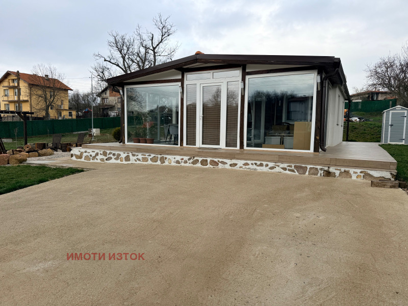 Продава КЪЩА в област Перник, с. Слаковци - 62 кв.м / 135 000 € » 264 037.05 лв., ИМОТИ ИЗТОК
