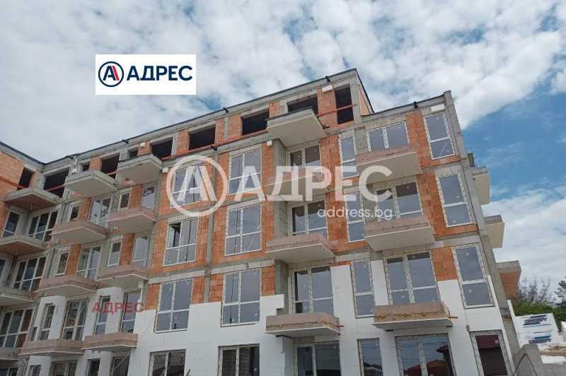 De vânzare  2 dormitoare Varna , Vâzrajdane 3 , 110 mp | 79955238
