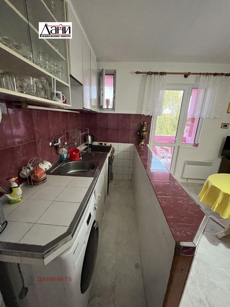 Продава 3-СТАЕН, град Шумен, Център • 251000 лв. • 13562743 — Holmes.bg