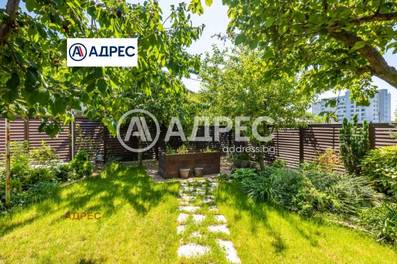 Eladó  Ház Varna , Izgrev , 258 négyzetméter | 33868497 - kép [14]