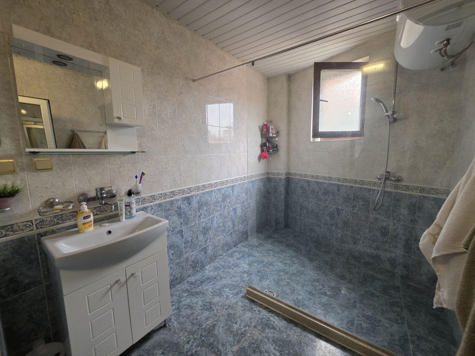 Продава МНОГОСТАЕН, гр. Хасково, Любен Каравелов, снимка 8 - Апартаменти - 53956425