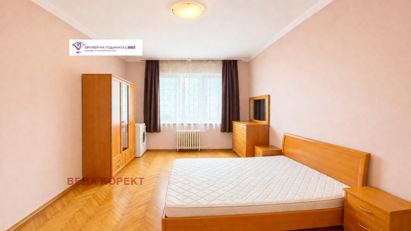 Продава 2-СТАЕН в град София, Център - 74 кв.м / 198 000 € » 387 254.34 лв., ВЕДА КОРЕКТ