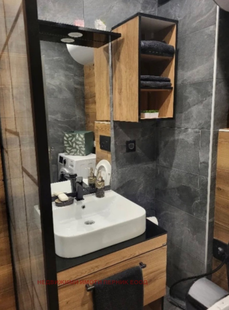 Myytävänä  2 makuuhuonetta Pernik , Ladovitsa , 81 neliömetriä | 53211015 - kuva [2]