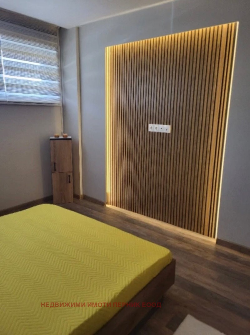Myytävänä  2 makuuhuonetta Pernik , Ladovitsa , 81 neliömetriä | 53211015 - kuva [15]