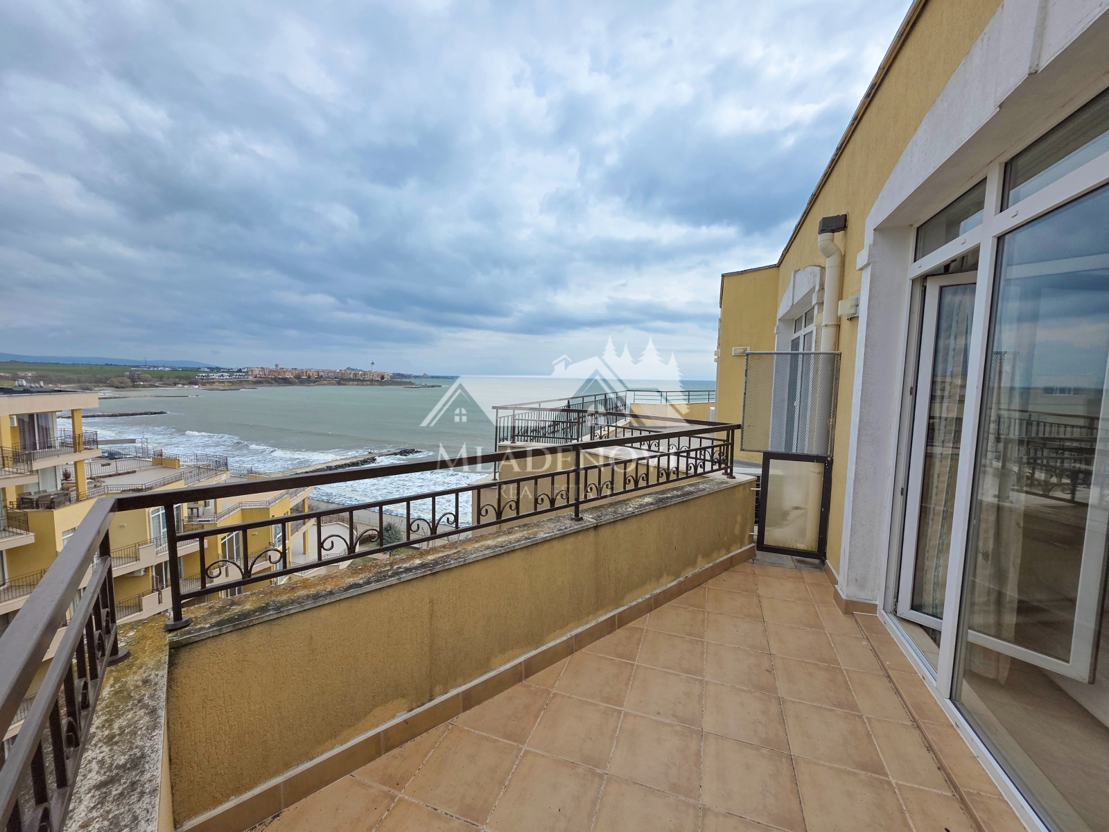 Продава 1-СТАЕН, гр. Ахелой, област Бургас, снимка 4 - Апартаменти - 53902743