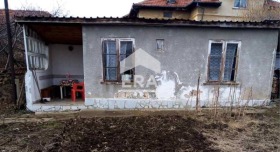 Продажба на имоти в с. Ярлово, област София - изображение 1 