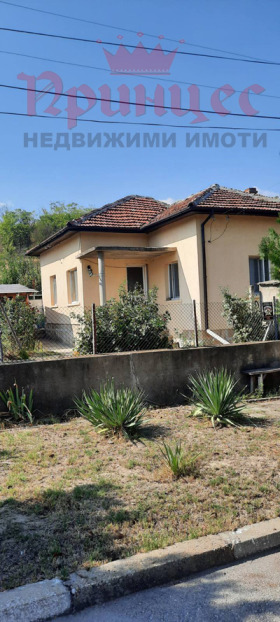 Maison Batin, région Roussé 2