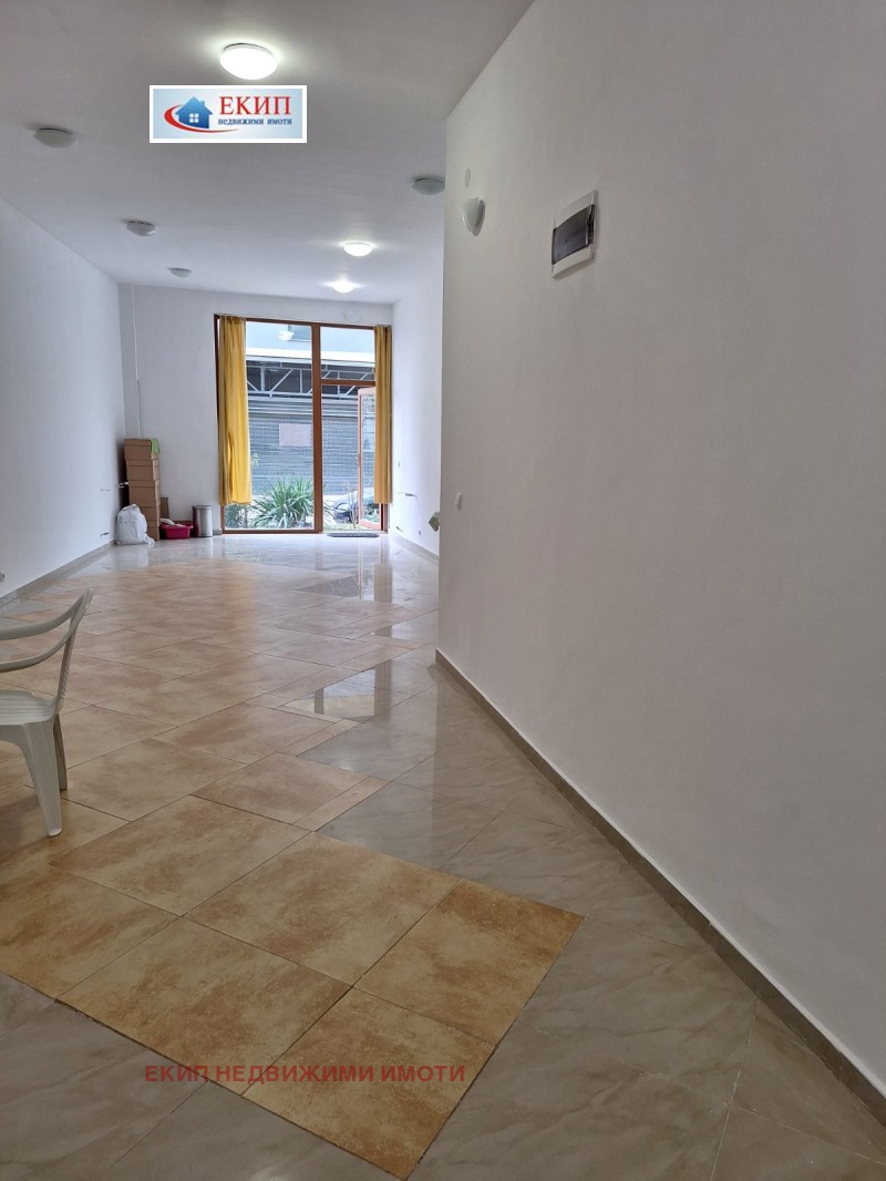 In vendita  Negozio Sofia , Vitosha , 66 mq | 68278851