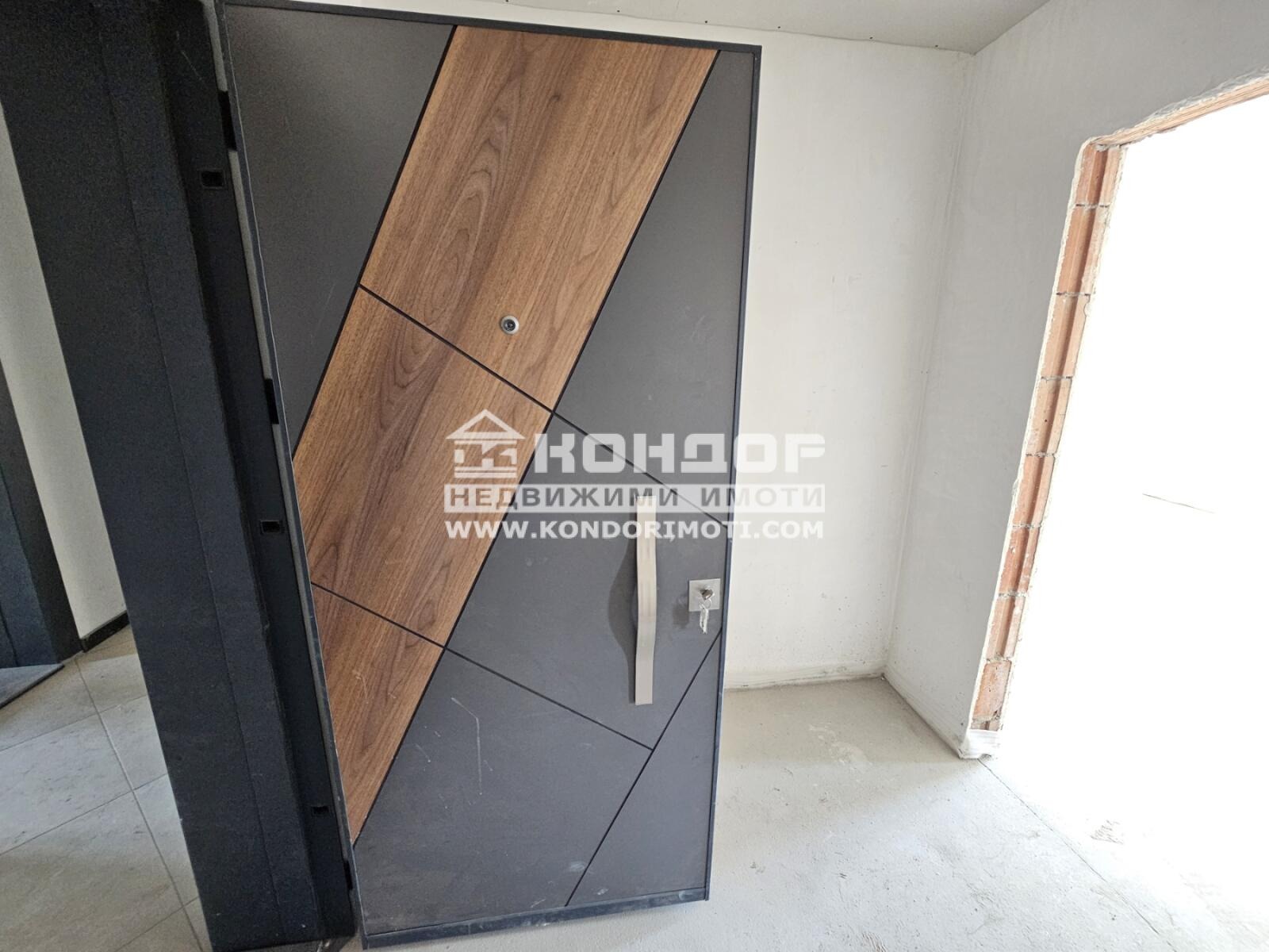 Продава 2-СТАЕН, гр. Пловдив, Кючук Париж, снимка 3 - Апартаменти - 55785135