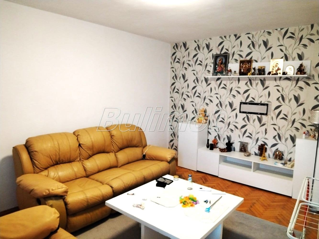 Продава 3-СТАЕН, гр. Варна, Зимно кино Тракия