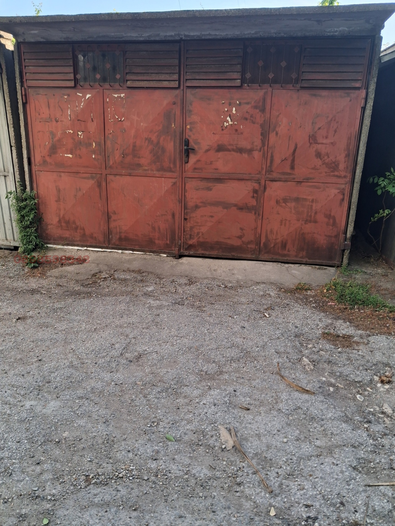 Продава ГАРАЖ, ПАРКОМЯСТО, гр. Русе, Дружба 3