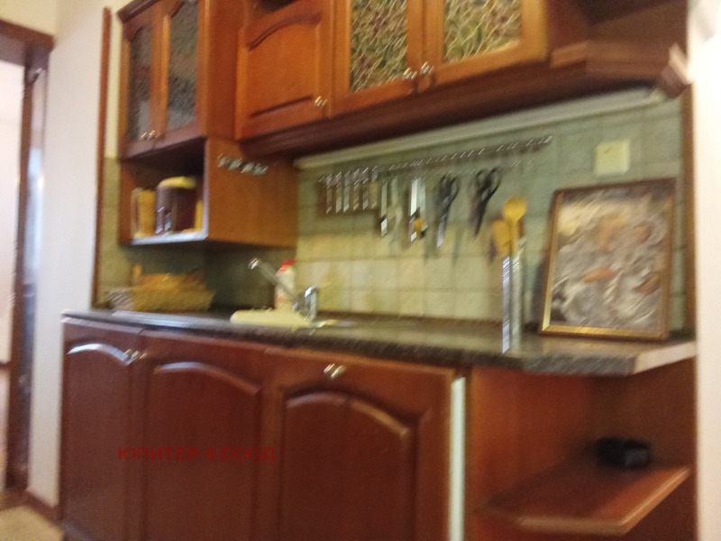 Продава МНОГОСТАЕН, гр. София, Борово, снимка 11 - Апартаменти - 52853649